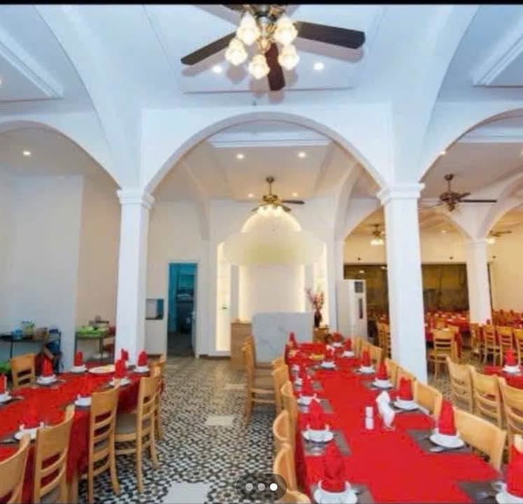 Nhà hàng 2 tầng mặt tiền Phạm Văn Đồng, Huế 300m² - Cơ hội kinh doanh tuyệt vời!