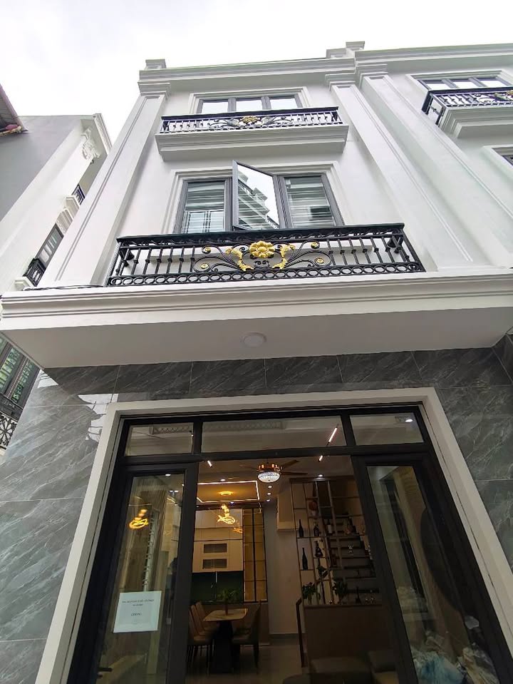 Nhà phố 152 Chợ Hàng, Lê Chân, Hải Phòng 45-48.8m² giá từ 3.98 tỷ - Thiết kế sang trọng, chính chủ!