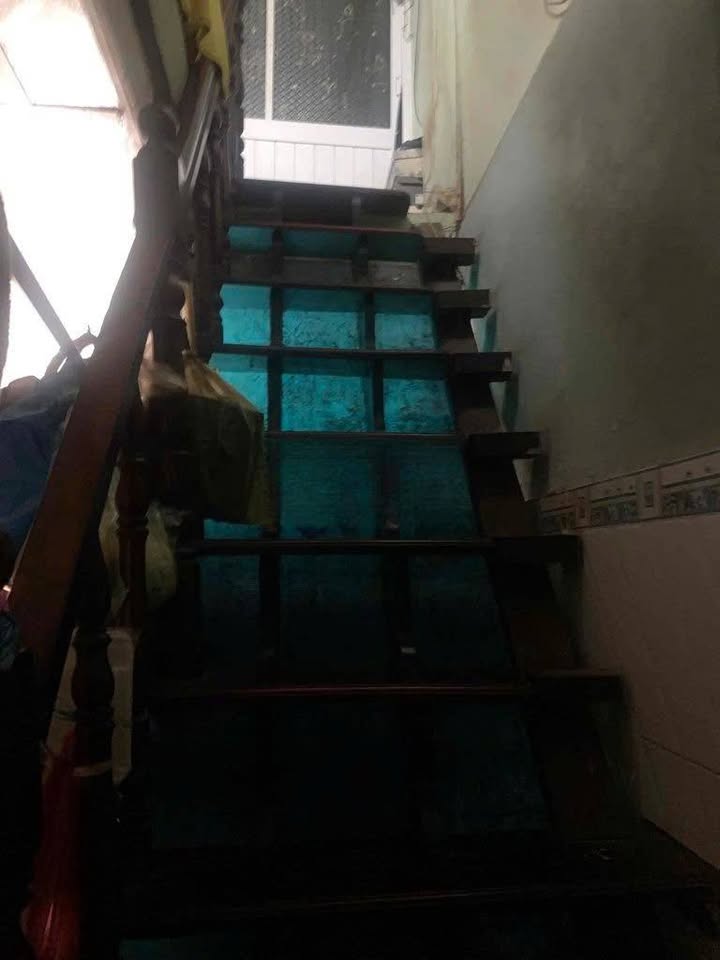 Nhà hẻm Đoàn Văn Bơ, Quận 4, 21m² giá 4.95 tỷ - Sổ hồng riêng chính chủ!