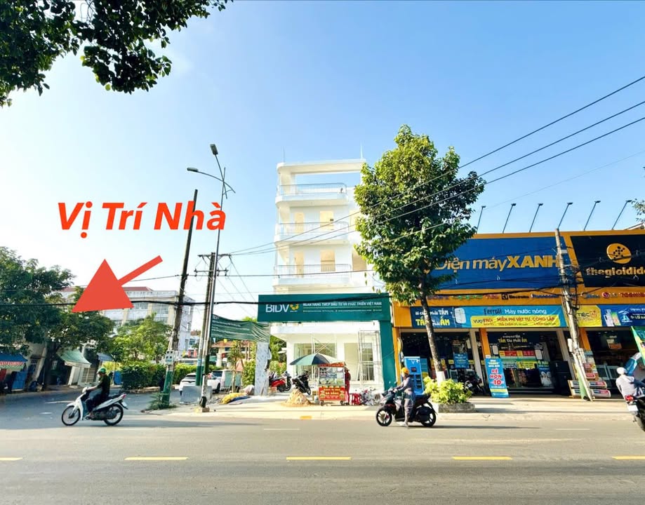 Đất Tân Đông Hiệp 100m² giá 6.35 tỷ - Mở văn phòng kinh doanh lý tưởng!