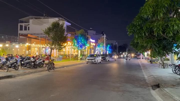 FrontHouse kinh doanh mặt tiền đường DA10, Bình Hòa 130m² giá 5.8 tỷ - Cơ hội đầu tư vàng!