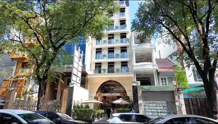 Bán Tòa Nhà Mặt Tiền Nam Kỳ Khởi Nghĩa Quận 3 - 343m² Giá 350 Tỷ - Cơ Hội Vàng Đầu Tư!