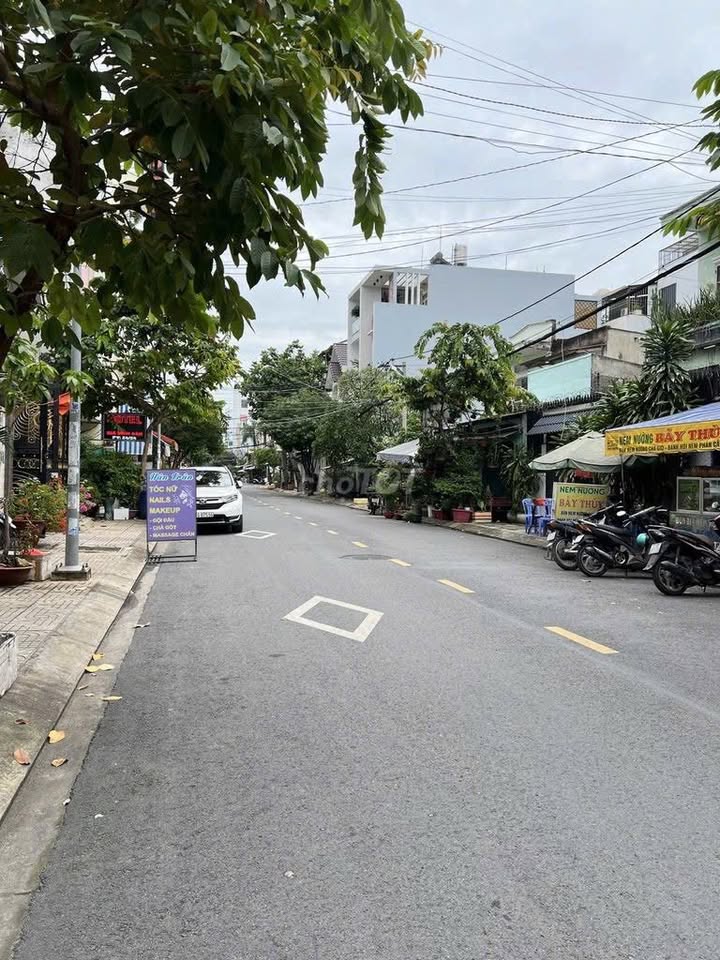 Cho thuê nhà kho 152m² đường Lê Khôi quận 10 - Giá chỉ 19 triệu/tháng