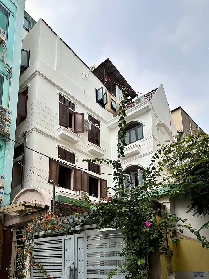 Căn hộ cho thuê Đường Điện Biên Phủ, Quận 10 - Full nội thất, vào ở ngay!