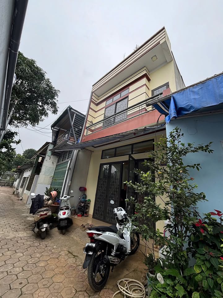 Nhà đẹp 2 tầng tại phường Cam Đường, Lào Cai 89m² giá 2.18 tỷ - Đầu tư sinh lời!