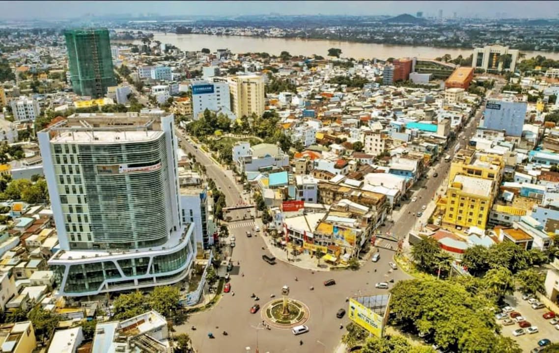 Đất bán Biên Hòa 128m² giá 6.35 tỷ - Vị trí đắc địa gần vòng xoay Biên Hùng!