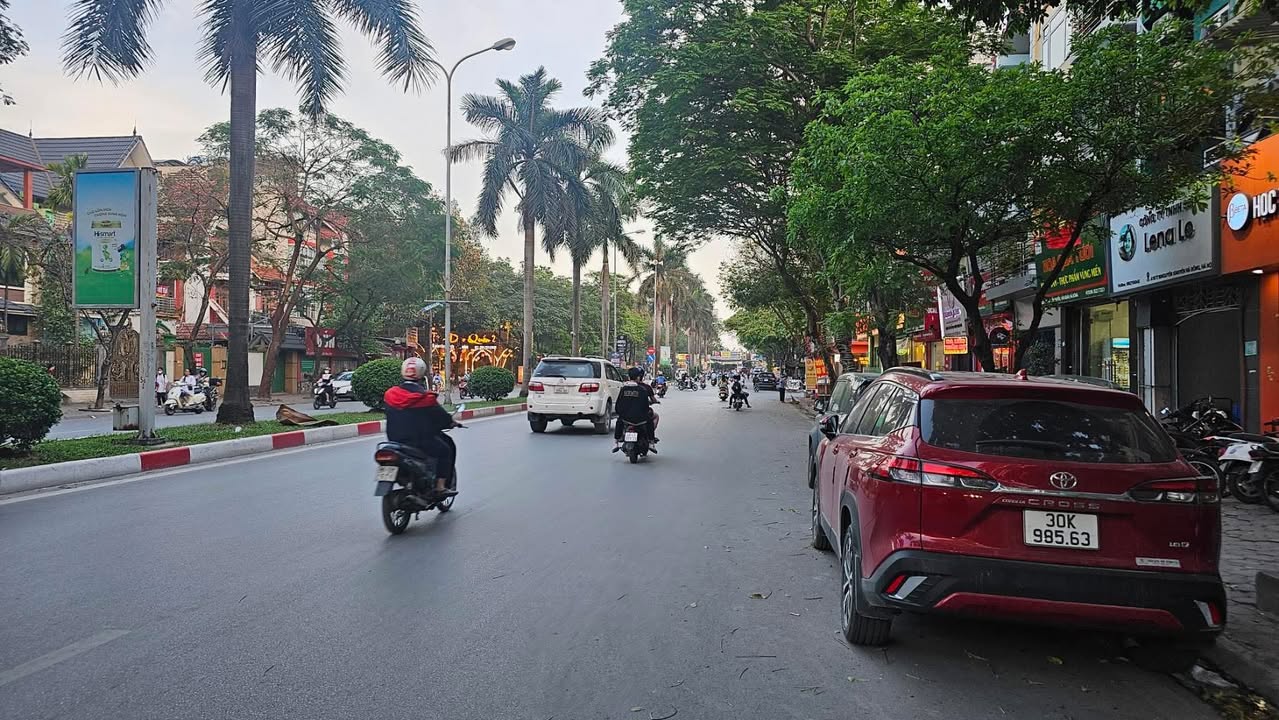 Nhà mặt phố Nguyễn Khuyến Hà Đông 85m² - Kinh doanh sinh lời tốt!