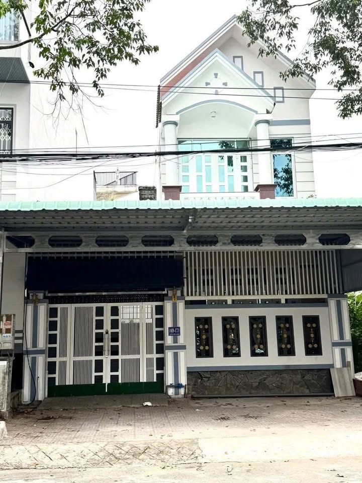 Nhà mặt tiền đường Trần Văn Long, quận Ninh Kiều 155m² giá 8.7 tỷ - Thiết kế kiên cố, tiện nghi!