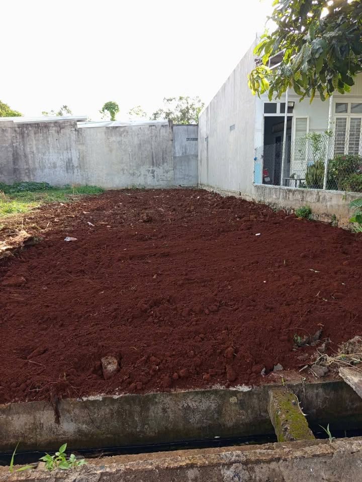 Đất nền Ea Kar Đắk Lắk 102m² giá 424 triệu - Vị trí kinh doanh đắc địa!