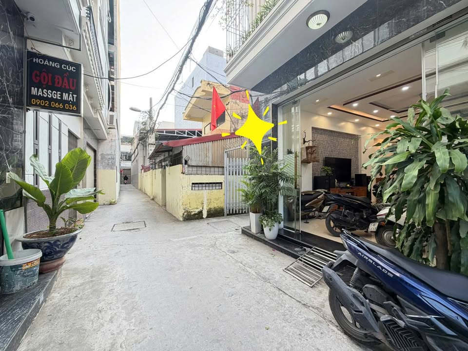 Nhà 3 tầng lô góc Ngõ 193 Hồ Sen, Hải Phòng, 53m² - Bán gấp, giá 4.599 tỷ!