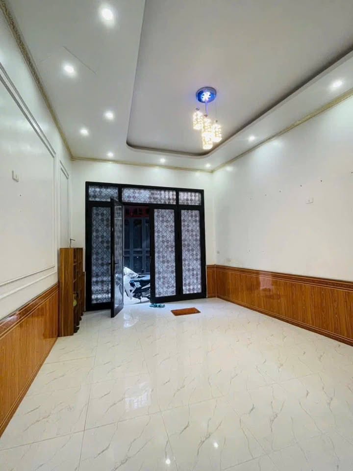 Nhà 3 tầng Đề Thám, Thái Bình 80m² giá 4 tỷ - Kinh doanh thuận lợi, tiện ích đầy đủ!