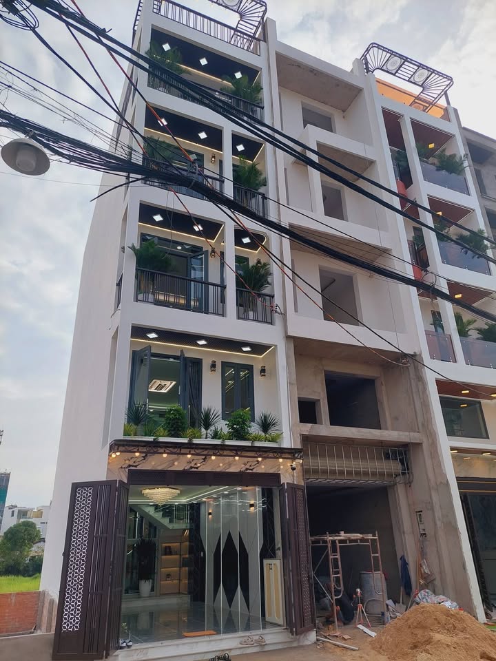 Nhà phố Trung Mỹ Tây Quận 12 64m² giá 7.95 tỷ - Thiết kế hiện đại, sẵn sàng vào ở!