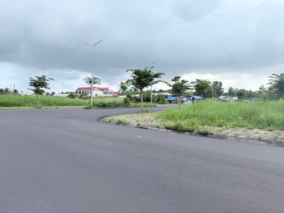 Đất nền trung tâm Văn Hoá Vincom Cà Mau 90m² giá 1.69 tỷ - Cơ hội đầu tư hấp dẫn!