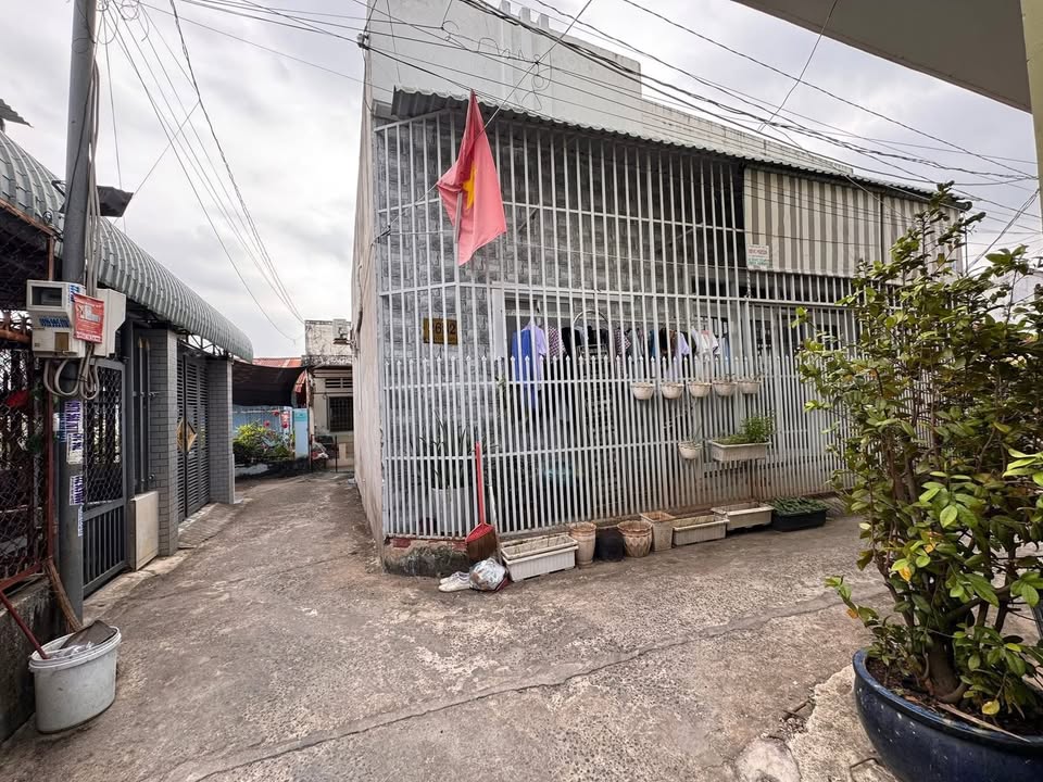 Nhà cấp 4 Phước Nguyên 66m² giá 1.95 tỷ - Sổ hồng chính chủ, thuận tiện sinh sống!