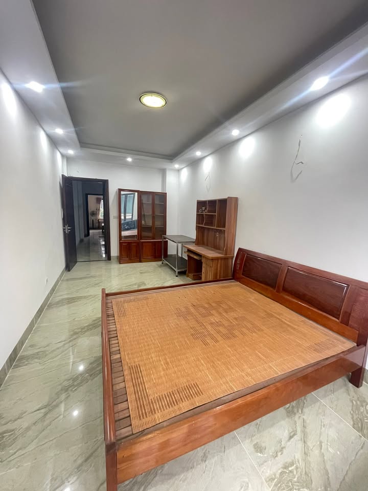 Phòng cho thuê tại Ngọc Hồi, Hoàng Mai 18m² - Không chung chủ, đầy đủ nội thất!