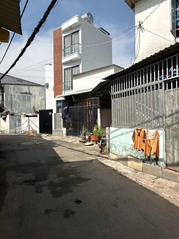 Nhà phố Nguyễn Văn Tăng Quận 9, 92m² giá 800 triệu - Đầu tư sinh lời ngay!