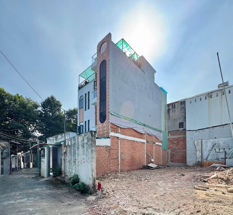 Đất nền hxh đường 385 Q9 Hồ Chí Minh 62m² giá 4.75 tỷ - Đầu tư sinh lời ngay!