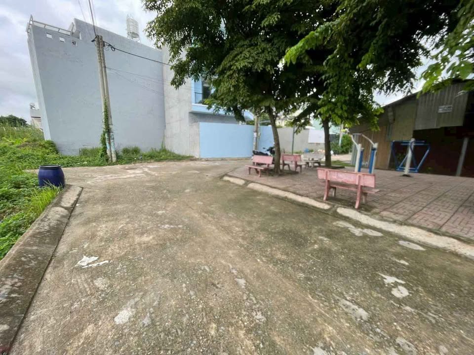 Đất 104m² hẻm đường số 4 Lò Lu, Trường Thạnh Q9 chỉ 5,15 tỷ - Đầu tư sinh lời ngay!