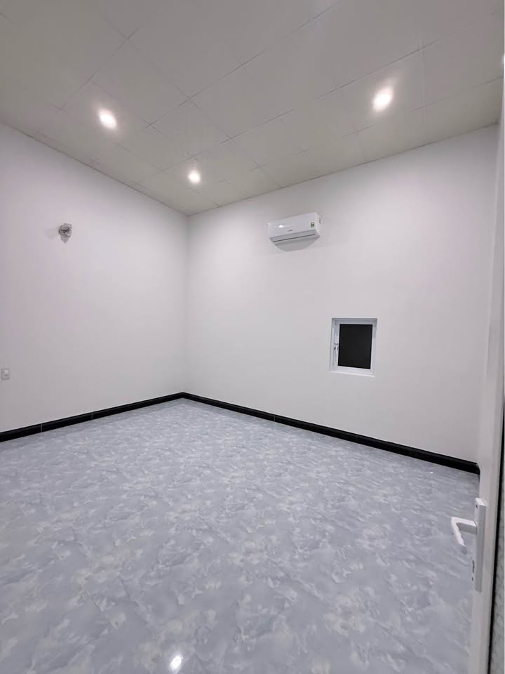 Nhà hẻm Hoàng Diệu, Kon Tum 137.6m² giá 1 tỷ - Ô tô vào tận nơi!