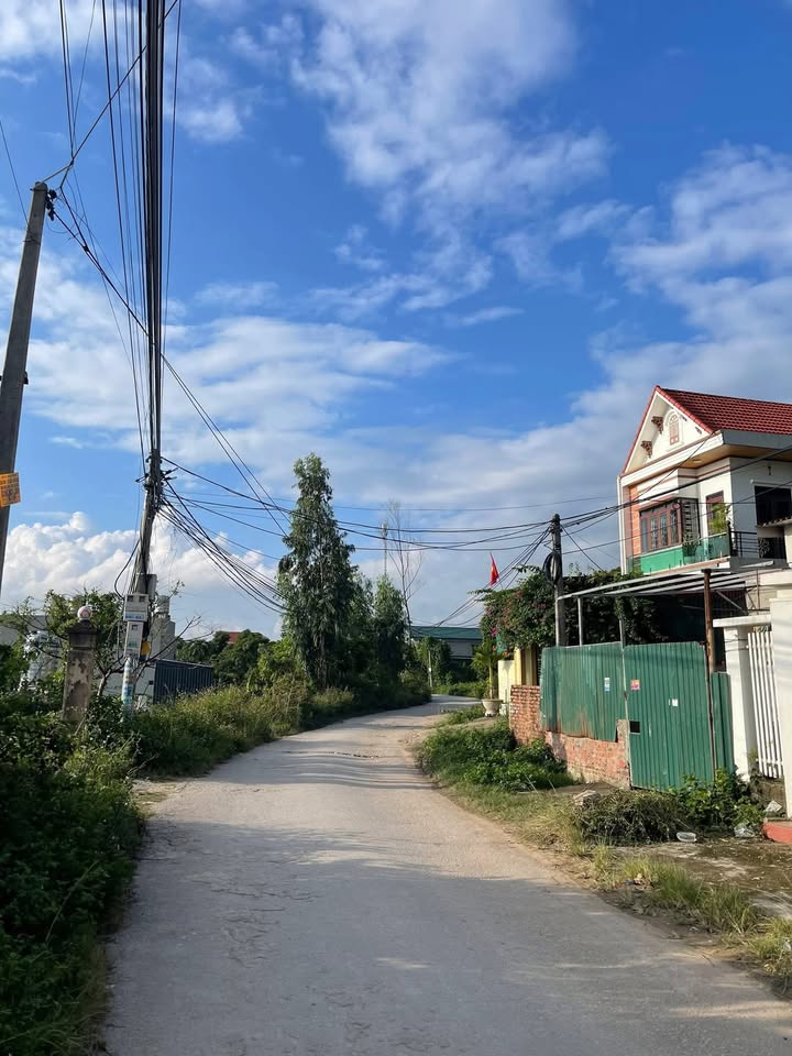 Đất nền thôn 7, Sông Khoai, Quảng Yên 127m² - Mặt đường chính, cơ hội đầu tư hấp dẫn!