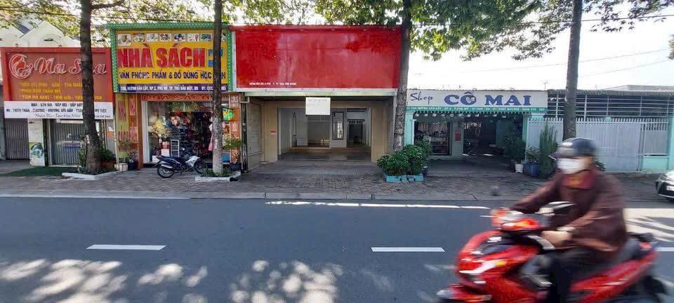 Nhà phố Phú Mỹ, Thủ Dầu Một 178.11m² giá 9.8 tỷ - Chính chủ bán gấp!