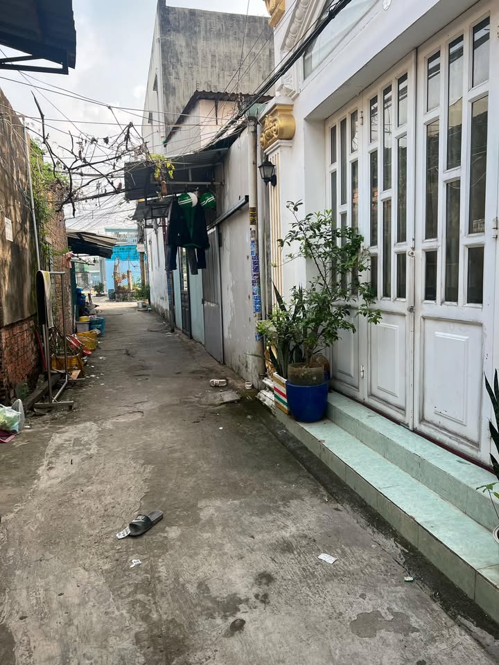 Bán nhà Bình Hòa, Thuận An 40m² giá 1.1 tỷ - Đầu tư ổn định!