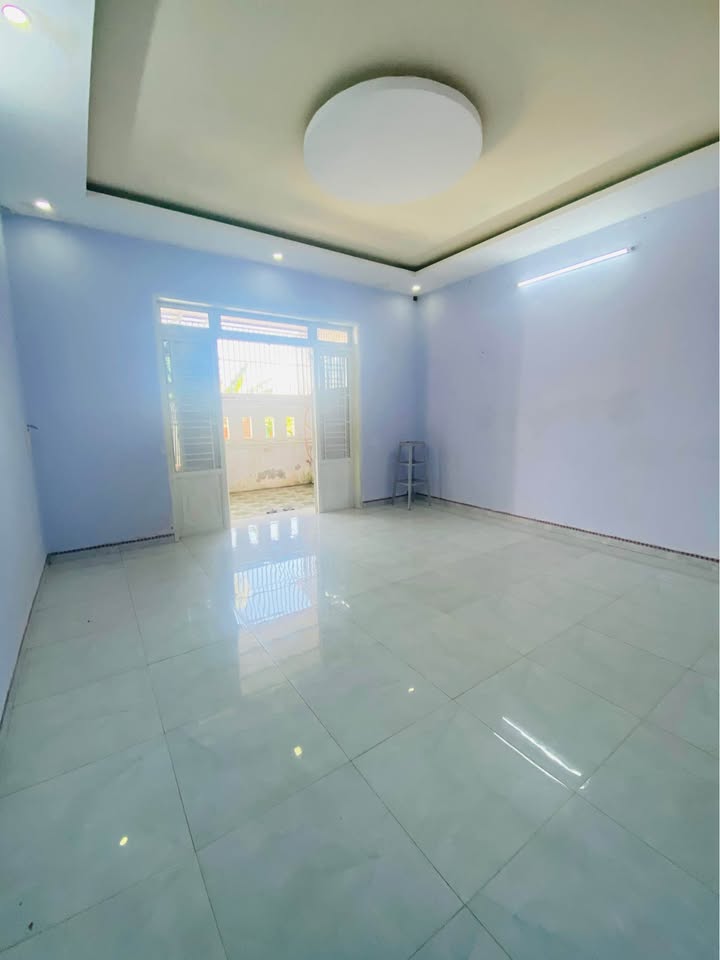 Nhà nguyên căn cho thuê tại Phạm Ngũ Lão, Buôn Ma Thuột 100m² - Giá chỉ 3.5 triệu/tháng!