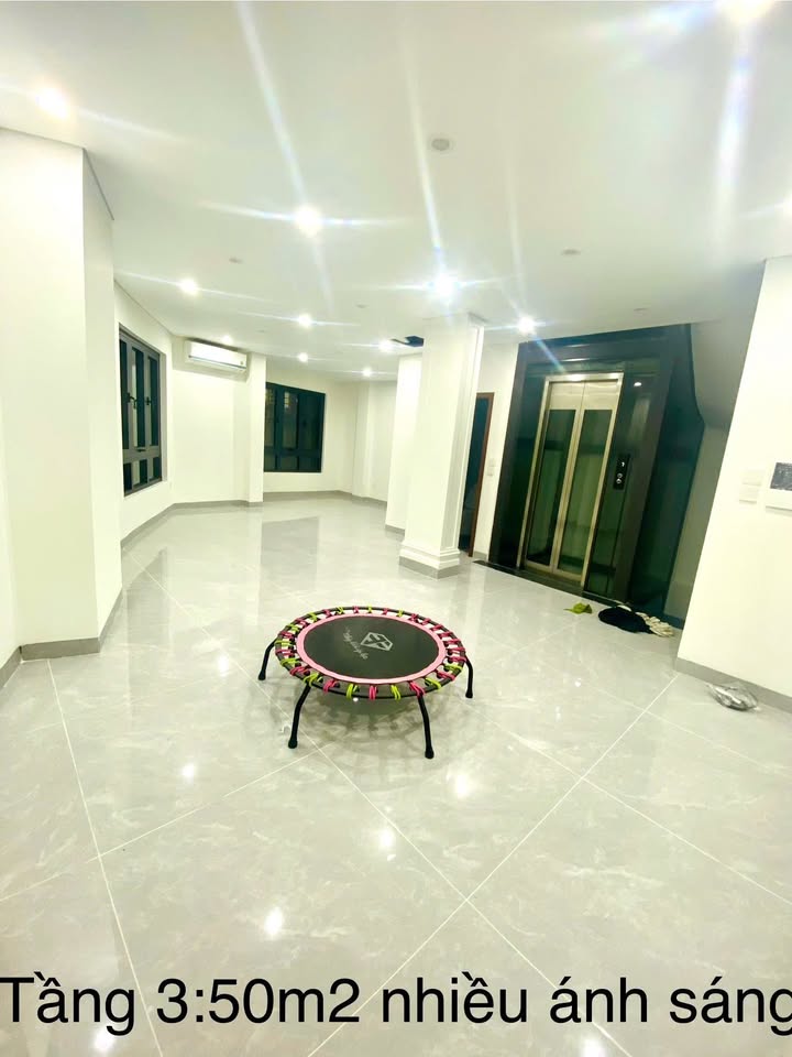 Mặt bằng kinh doanh ngõ 91 Ô Đồng Lầm, Đống Đa 50m² giá 25 triệu - Lô góc 2 mặt tiền thuận lợi!