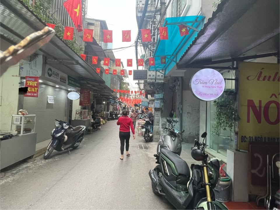 Cửa hàng cho thuê 3 tầng Ngõ 9 Đào Tấn 40m² - Phù hợp kinh doanh salon, giặt là, hàng ăn!