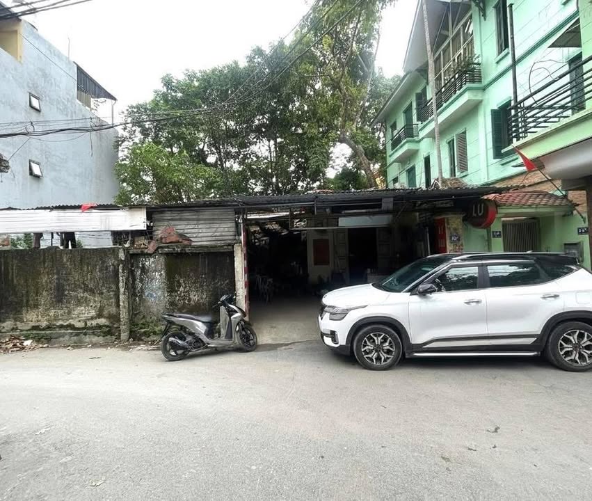 Đất nền Trích Sài Tây Hồ 169m² giá 40 tỷ - Ô tô vào tận nhà, gần Hồ Tây!