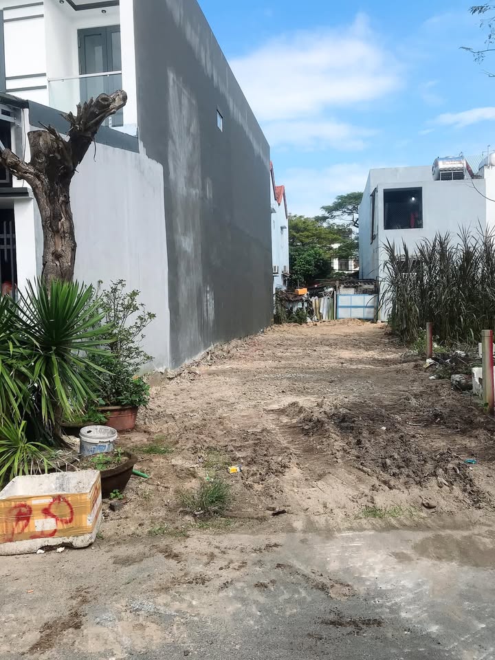 Đất nền Khối 8 Thanh Hà Hội An 93m² giá 2.5 tỷ - Sổ đỏ chính chủ, vị trí đẹp!