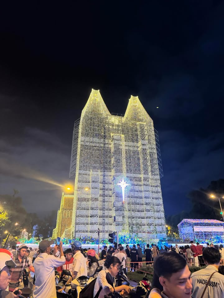 FrontHouse Trần Văn Mười Hóc Môn 185m² giá 9.5 tỷ - Đầu tư sinh lời lý tưởng!