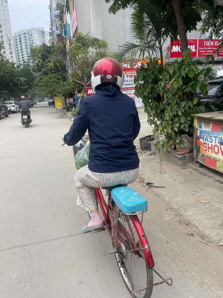 Nhà phố Mễ Trì, Nam Từ Liêm 37m² giá 9.25 tỷ - Ô tô vào tận nhà!