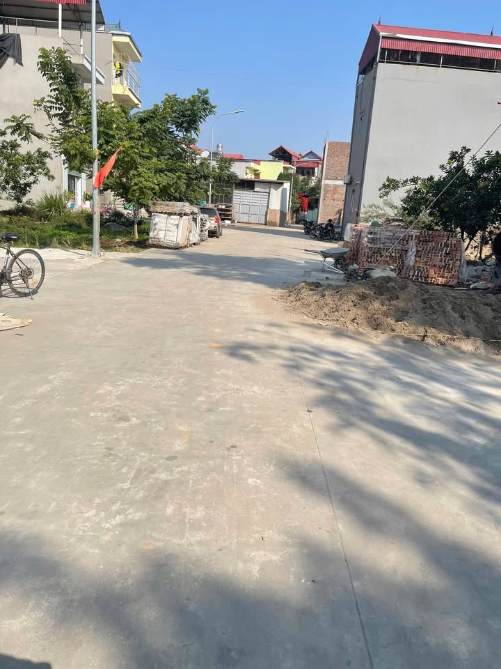 Đất thổ cư Phượng Mao, Quế Võ 100m² giá 3.4 tỷ - Đường sân bay thông thoáng!