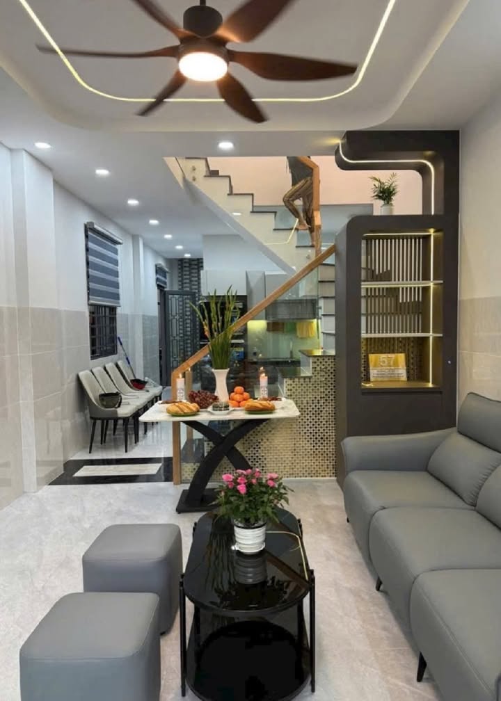 Nhà Quận 7 - Mặt Chợ Tân Quy 58m² giá 6 tỷ - Đầu tư sinh lời ngay!