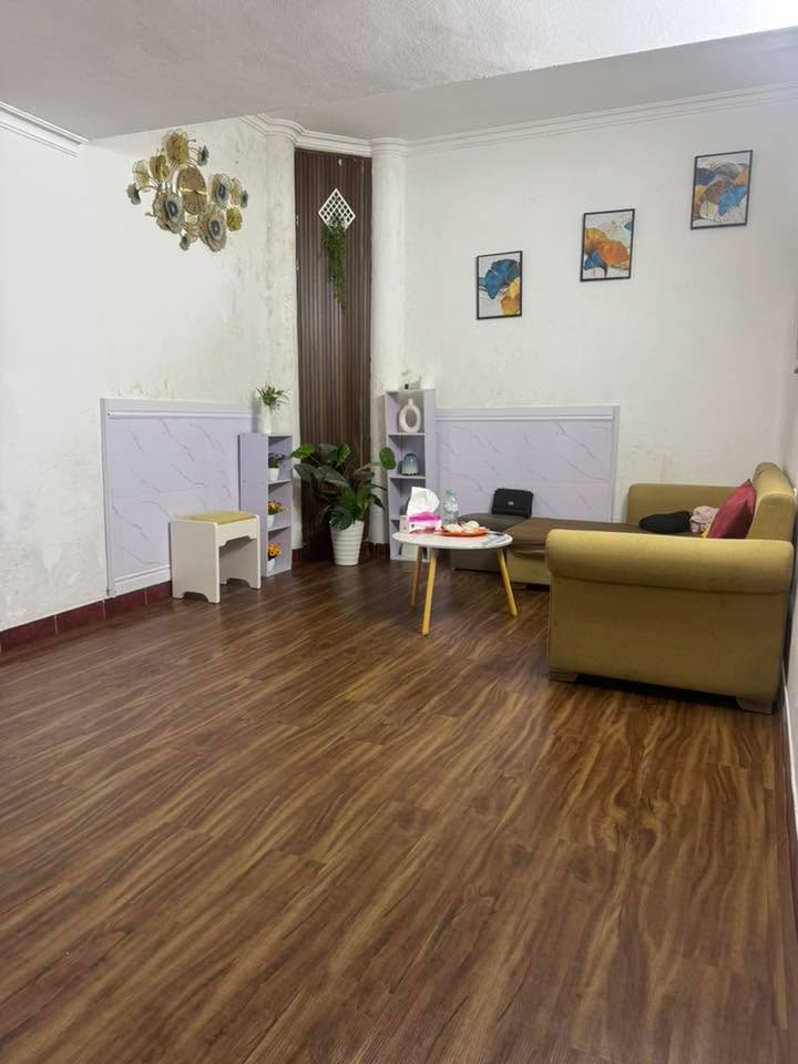 Nhà 5 tầng Trung Phụng 25m² giá 5.15 tỷ - Sổ đỏ chính chủ, gần trường và chợ!