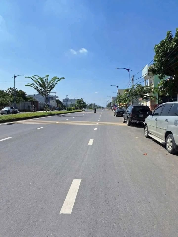 Đất nền mặt tiền đường Lê Phước Thọ, 150m² giá 10.9 tỷ - Đầu tư sinh lời lý tưởng!