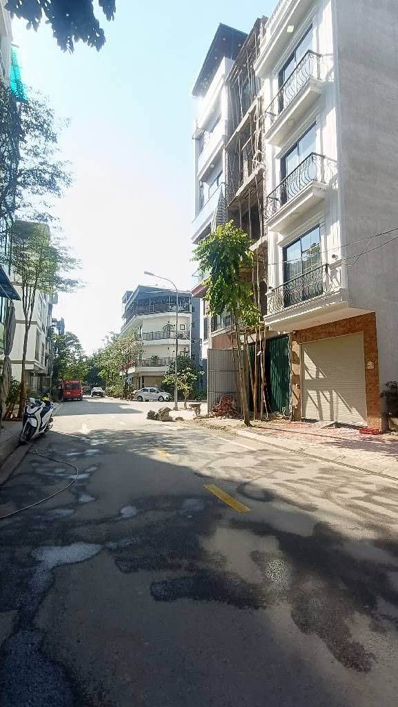 Nhà 6 tầng Ngọc Thụy, 50m², giá thỏa thuận - Kinh doanh đỉnh cao!