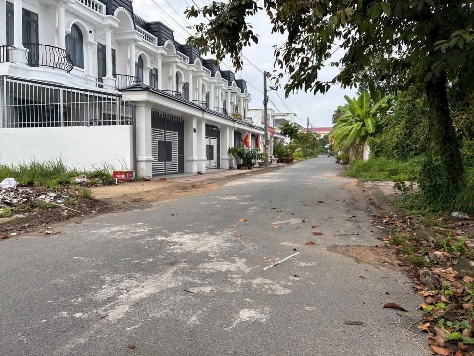 Đất nền Phước Hậu, Vĩnh Long 190m² chỉ 3.04 tỷ - Sổ hồng chính chủ!