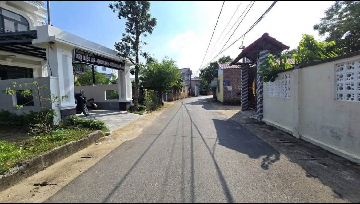 Đất ở Phú Cát 213m² giá 7 tỷ - Pháp lý rõ ràng, đầu tư sinh lời!