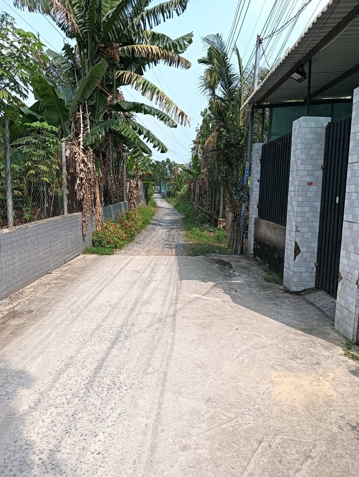 Đất nền Hiệp Phước, Nhơn Trạch 145m² giá 1.7 tỷ - Sổ đỏ chính chủ, vị trí đắc địa!