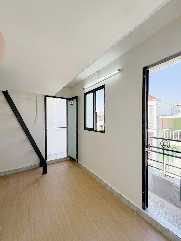 Phòng cho thuê Duplex Vũ Ngọc Phan, Bình Thạnh 4 triệu - Ban công rộng rãi thoáng mát!