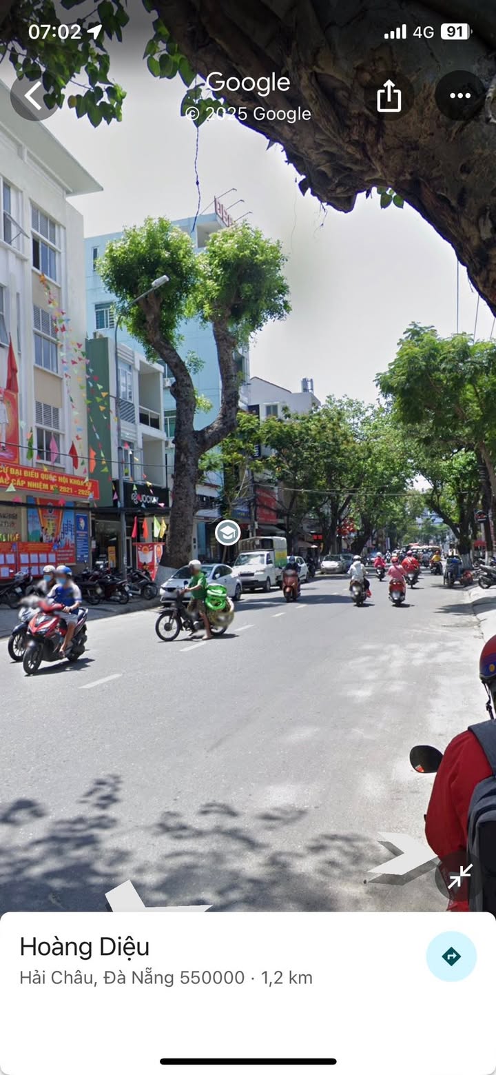 Nhà 3 tầng kẹp kiệt 2m đường Hoàng Diệu, Đà Nẵng 48m² - Kinh doanh sầm uất!