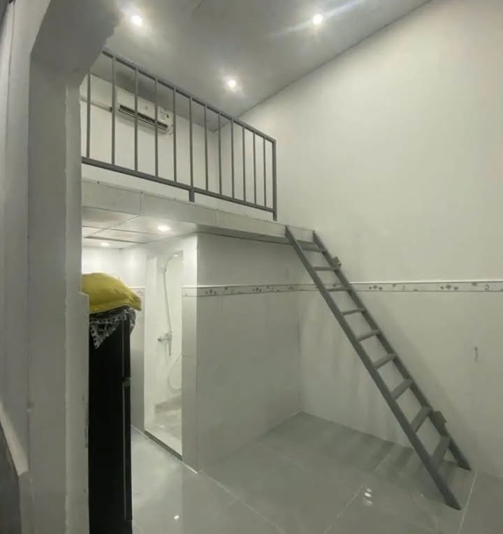 Nhà 2 tầng Hải Châu Đà Nẵng 100m² giá chỉ 4.15 tỷ - Cơ hội đầu tư tuyệt vời!