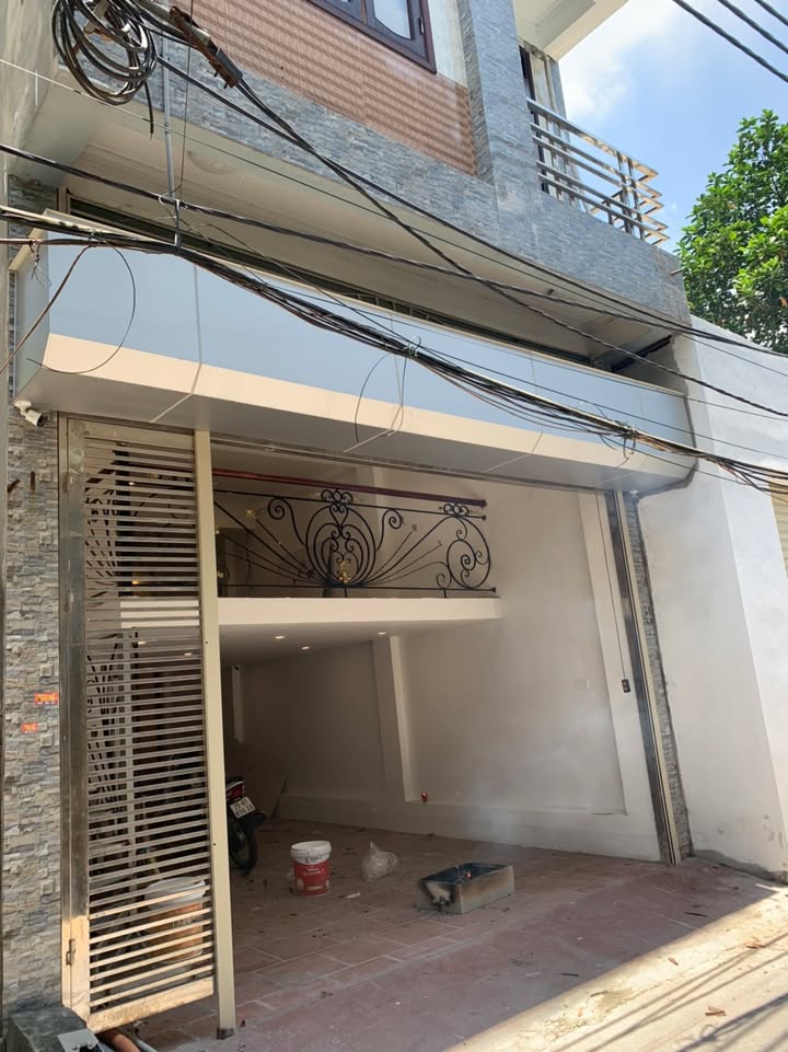 Nhà 6 tầng Trâu Quỳ, Gia Lâm, 124m² - Chính chủ bán gấp!