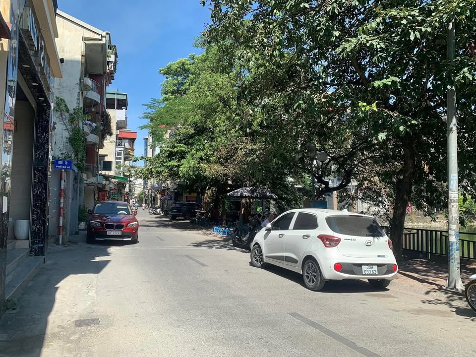 Mặt phố Hồng Tiến, Bồ Đề, Long Biên 55.7m² giá 9.78 tỷ - Kinh doanh đẳng cấp với view mặt hồ!