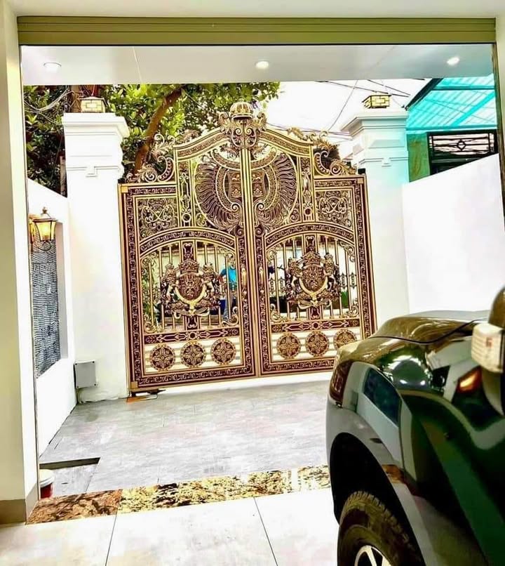 Nhà 5 tầng đường Nguyễn Lam, Gia Lâm, Hà Nội 90m² giá 7.8 tỷ - Tặng full nội thất và tiện ích đẳng cấp!