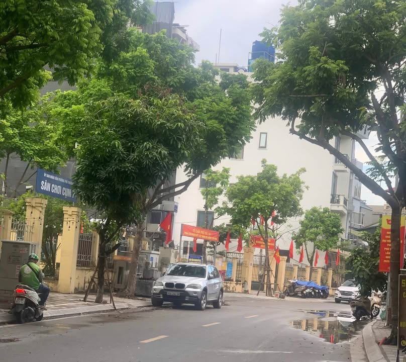 Đất nền Phú Thượng Tây Hồ 186.7m² - Hai mặt tiền, vị trí đắc địa!