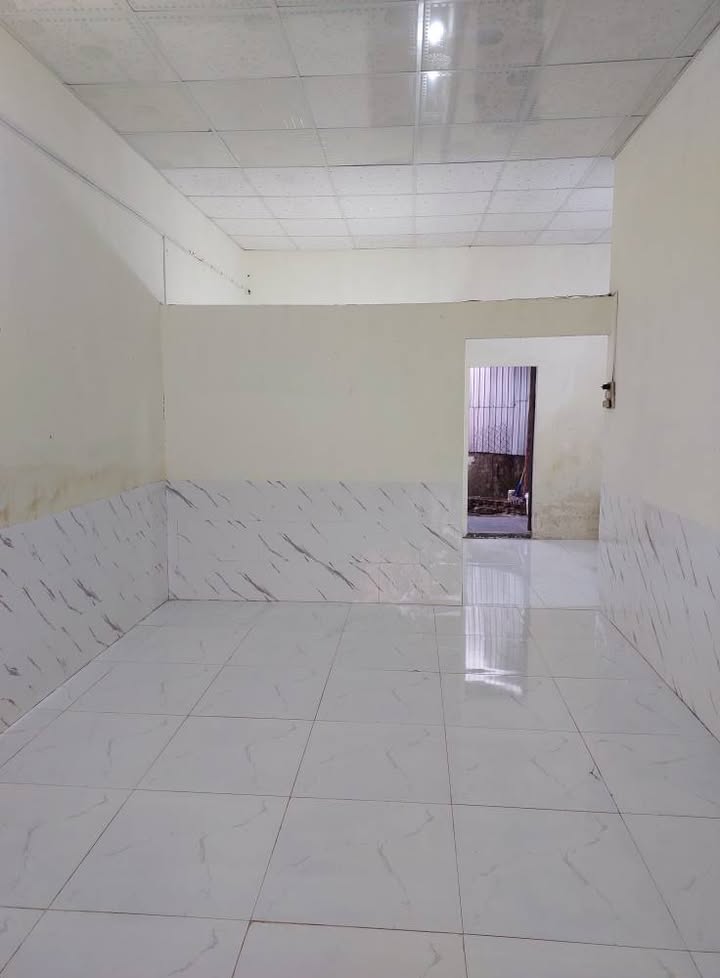 Nhà nguyên căn cho thuê tại Kiệt 227 Nguyễn Đình Tứ - Giá chỉ 2.5 triệu