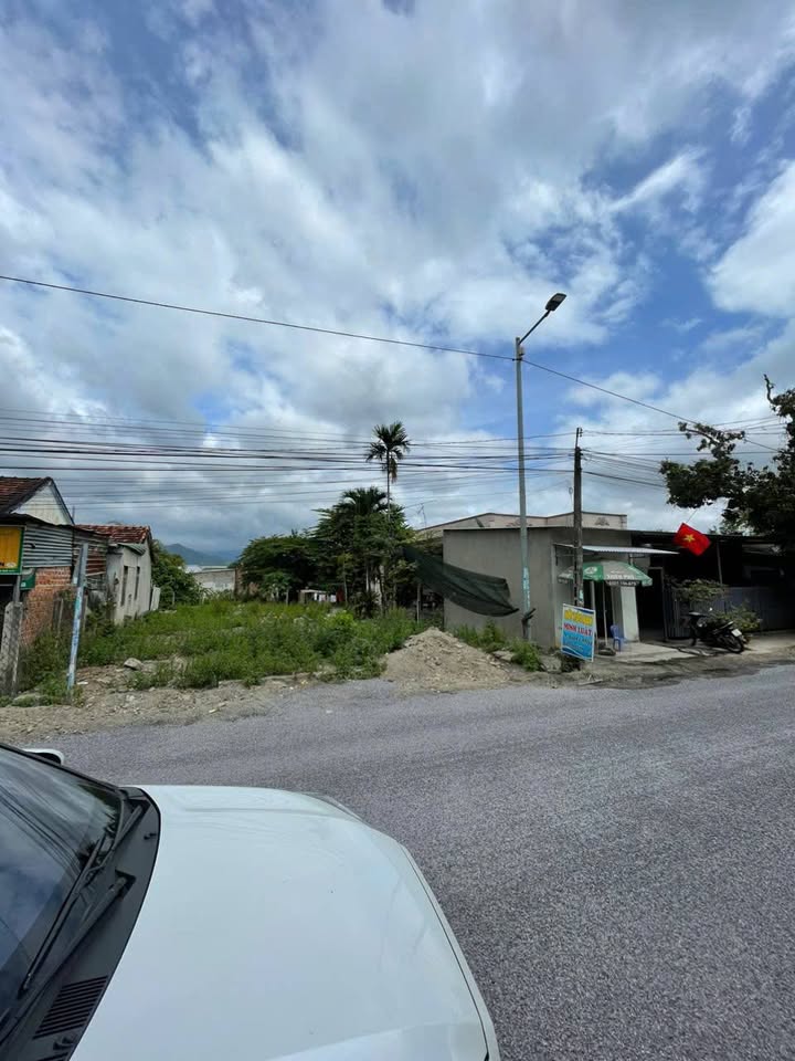 Đất mặt đường Uỷ ban xã Diên Hoà 277m² giá 2.35 tỷ - Đầu tư sinh lời ngay!